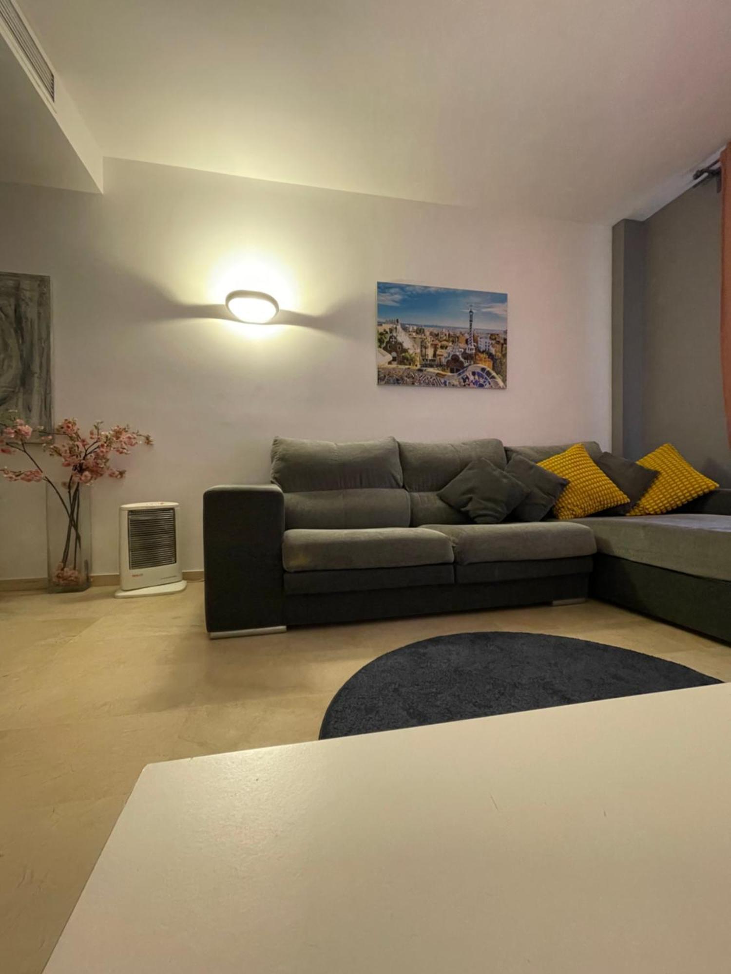 Comfy Downtown + Private Terrace Apartment Barcelona Bagian luar foto